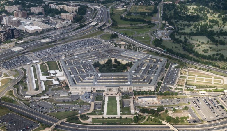Pentagon cancels Microsoft's $10 billion JEDI cloud computing program - The  Verge